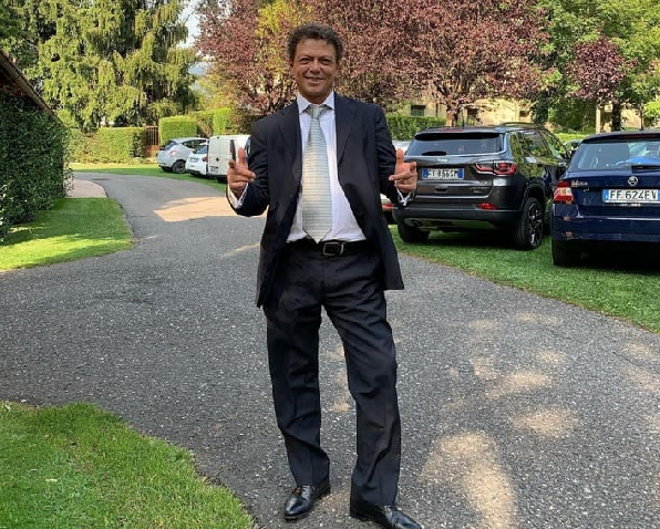L'event manager Enrico Noro durante un evento.